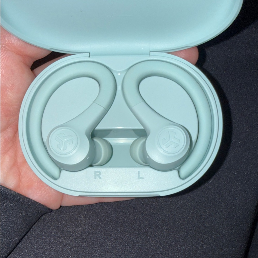 JBL Mint Wireless Earbuds